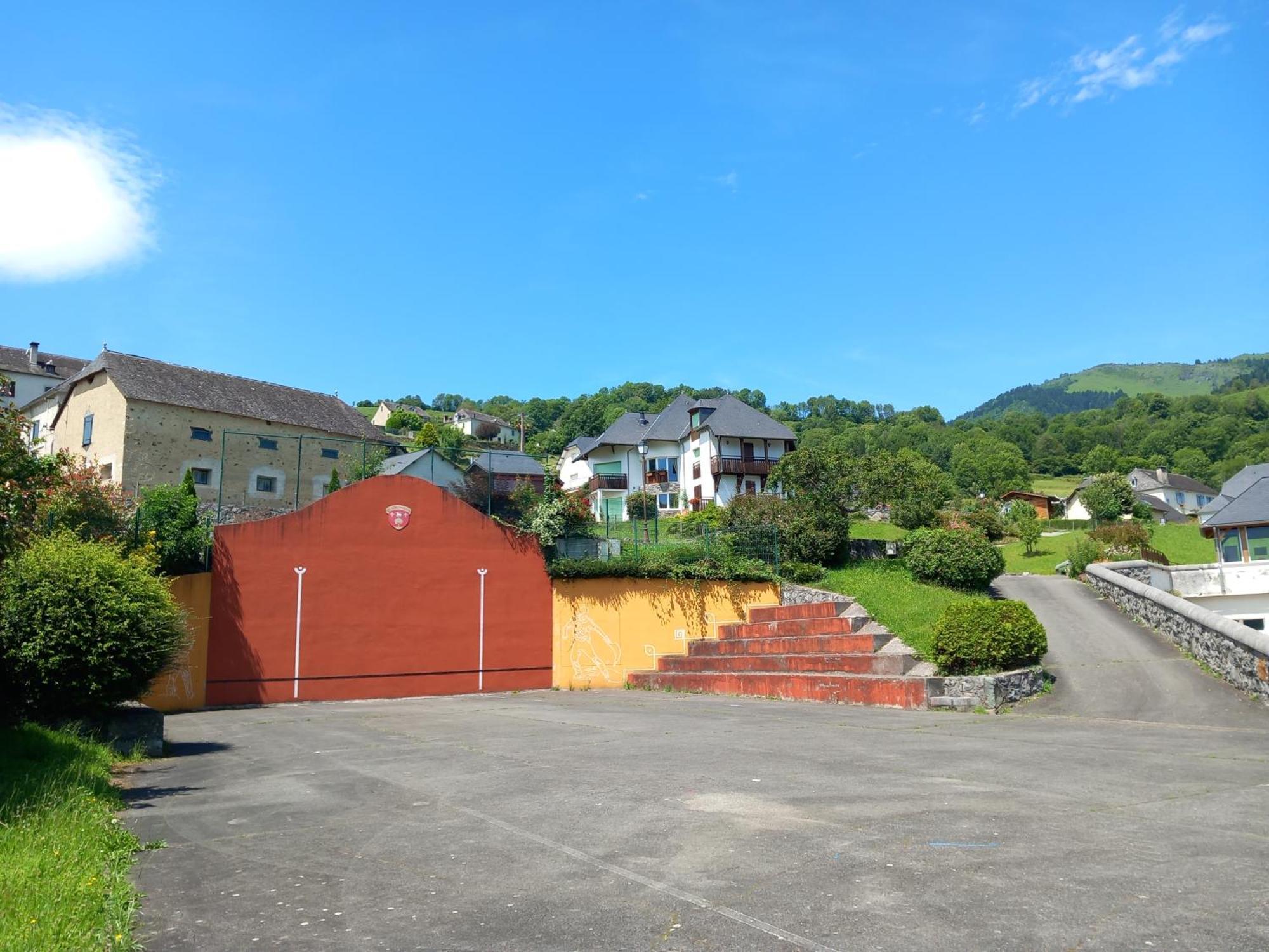 La Campana 107 Apartment Bielle Екстериор снимка